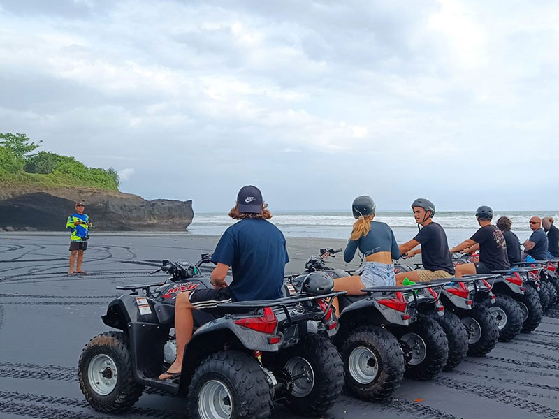 ATV on The Beach Bali - Naik ATV Pantai di Bali